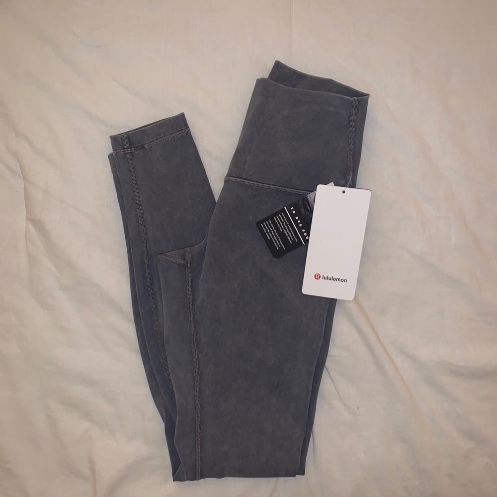 LIMITED TIE DYE Lululemon Wunder Under HR Tight 28